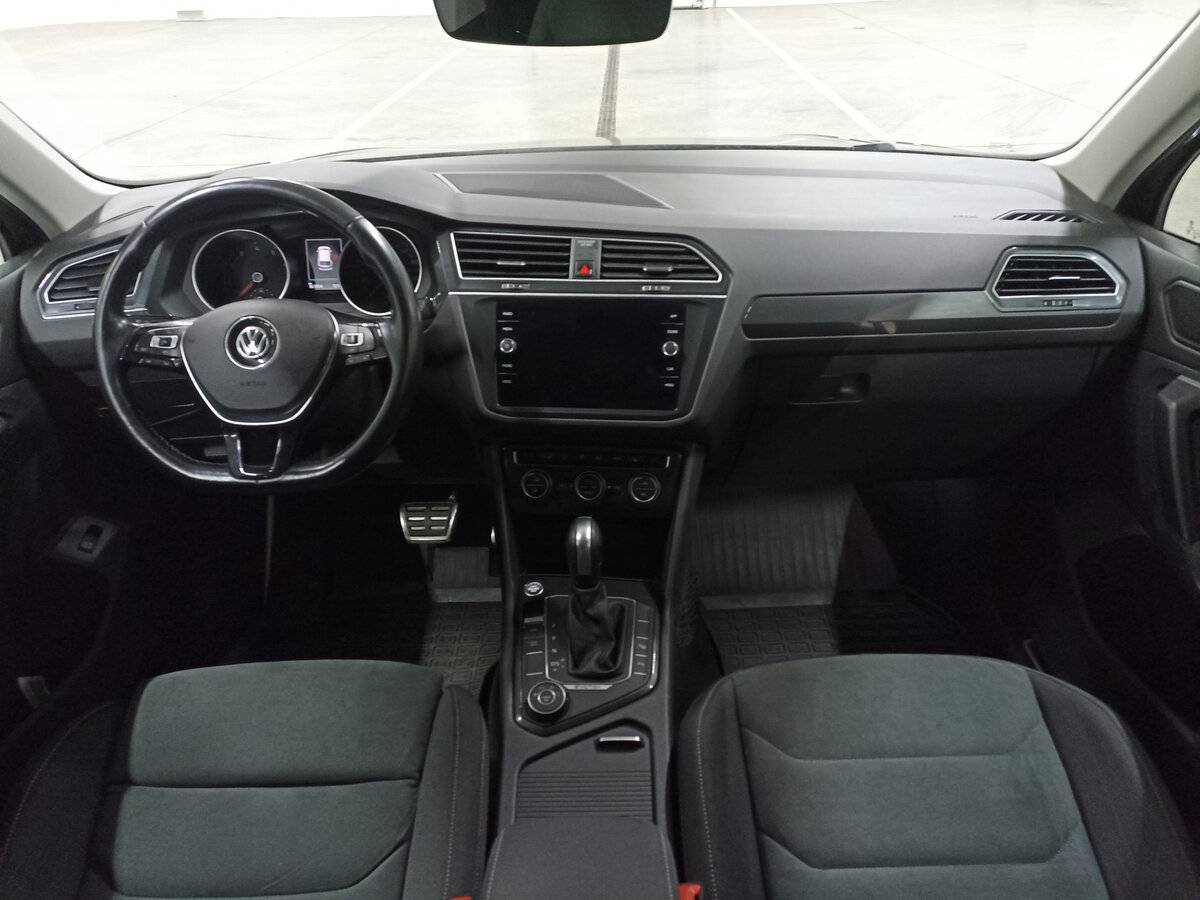 Volkswagen Tiguan б/у, 2020, Роботизированная. Фото: #13