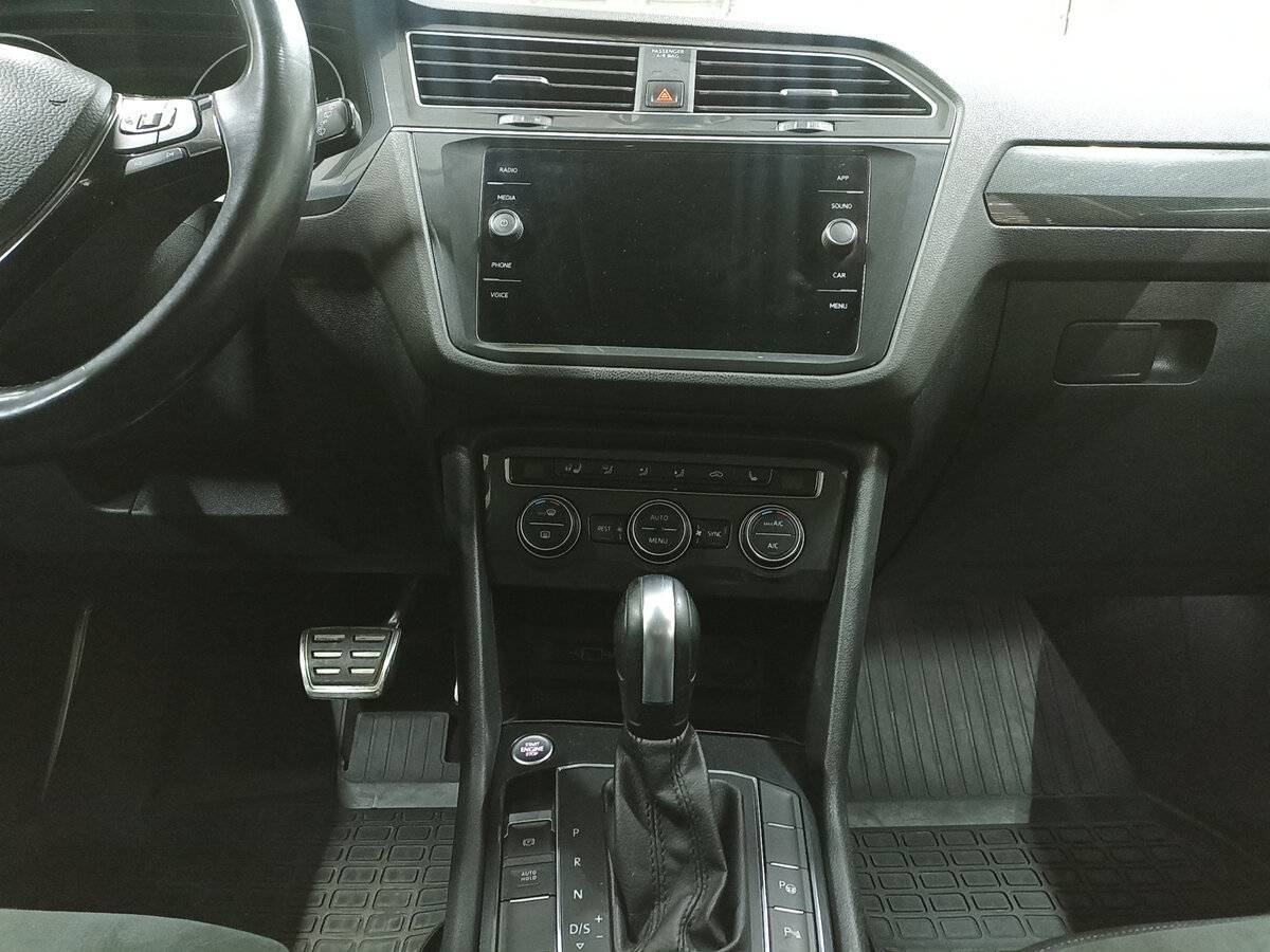 Volkswagen Tiguan б/у, 2020, Роботизированная. Фото: #14