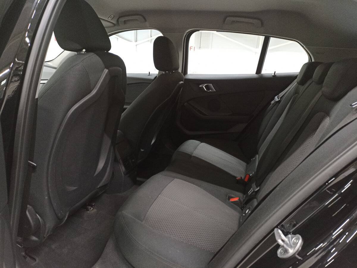 BMW 1 серии б/у, 2019, Роботизированная. Фото: #11