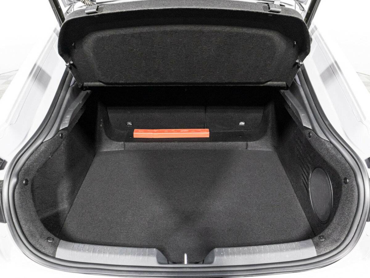 Changan UNI-V б/у, 2023, Роботизированная. Фото: #13