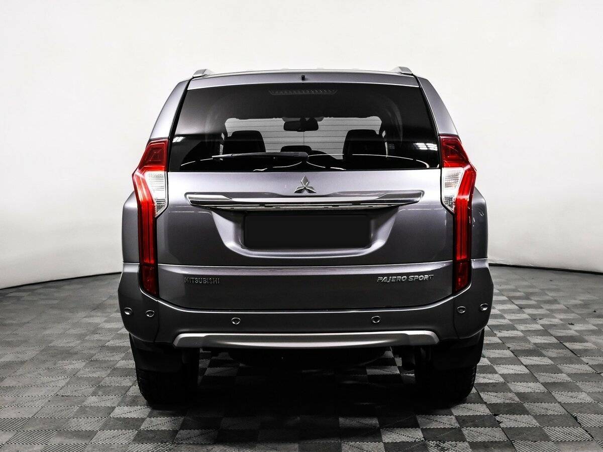 Mitsubishi Pajero Sport б/у, 2017, Автоматическая. Фото: #5