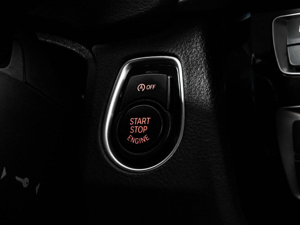 BMW 3 серии б/у, 2016, Автоматическая. Фото: #17