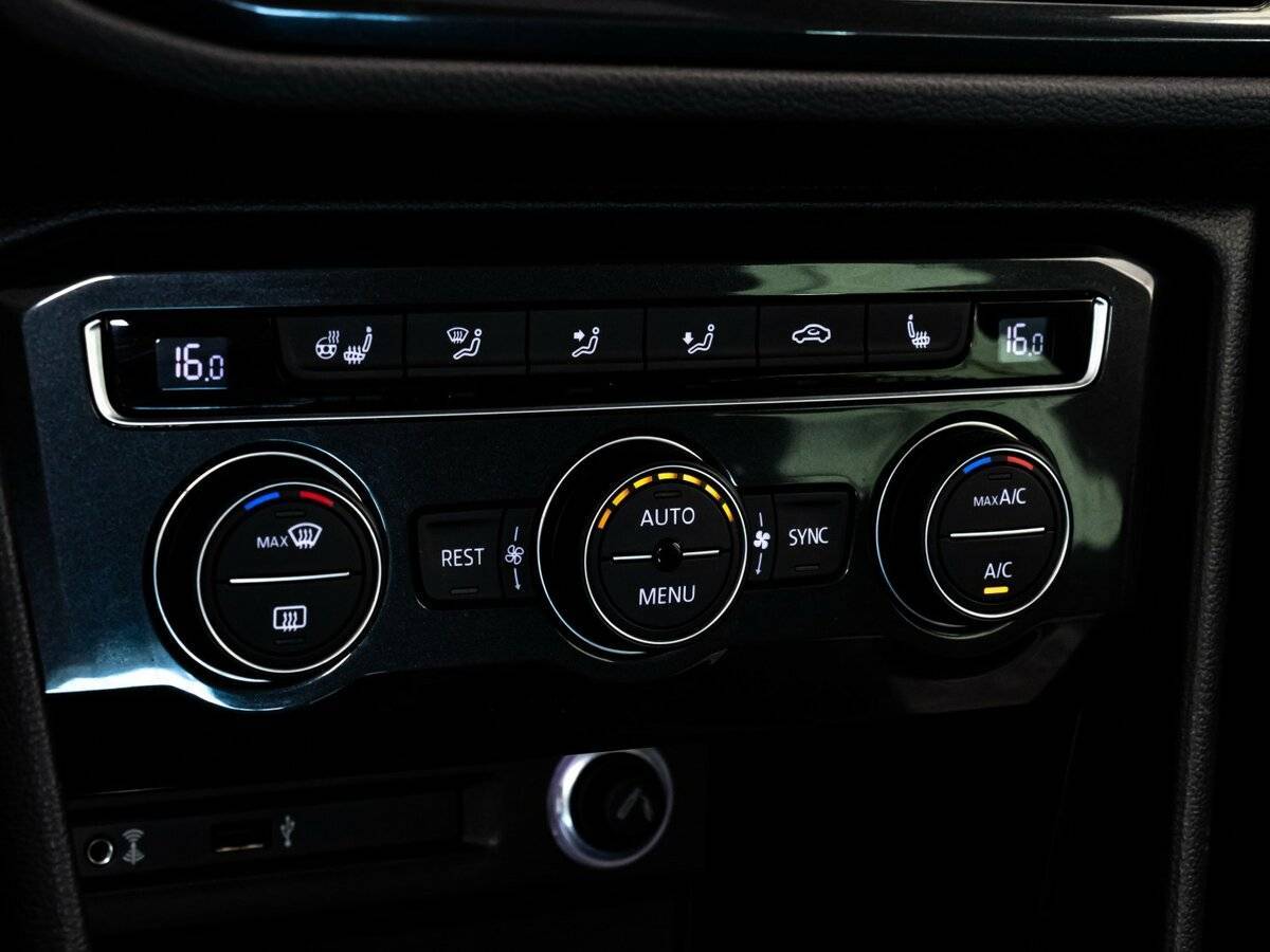 Volkswagen Tiguan б/у, 2017, Роботизированная. Фото: #13