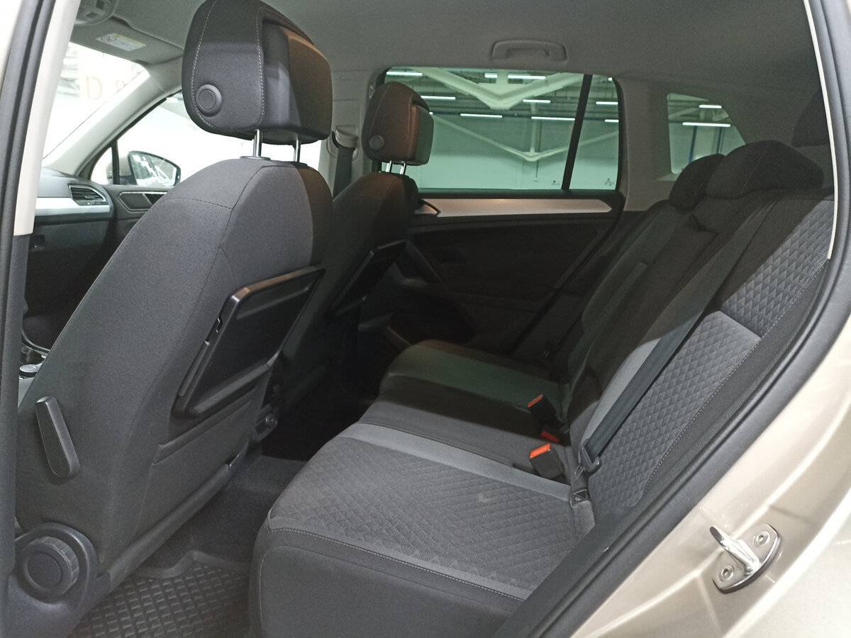 Volkswagen Tiguan б/у, 2017, Роботизированная. Фото: #11