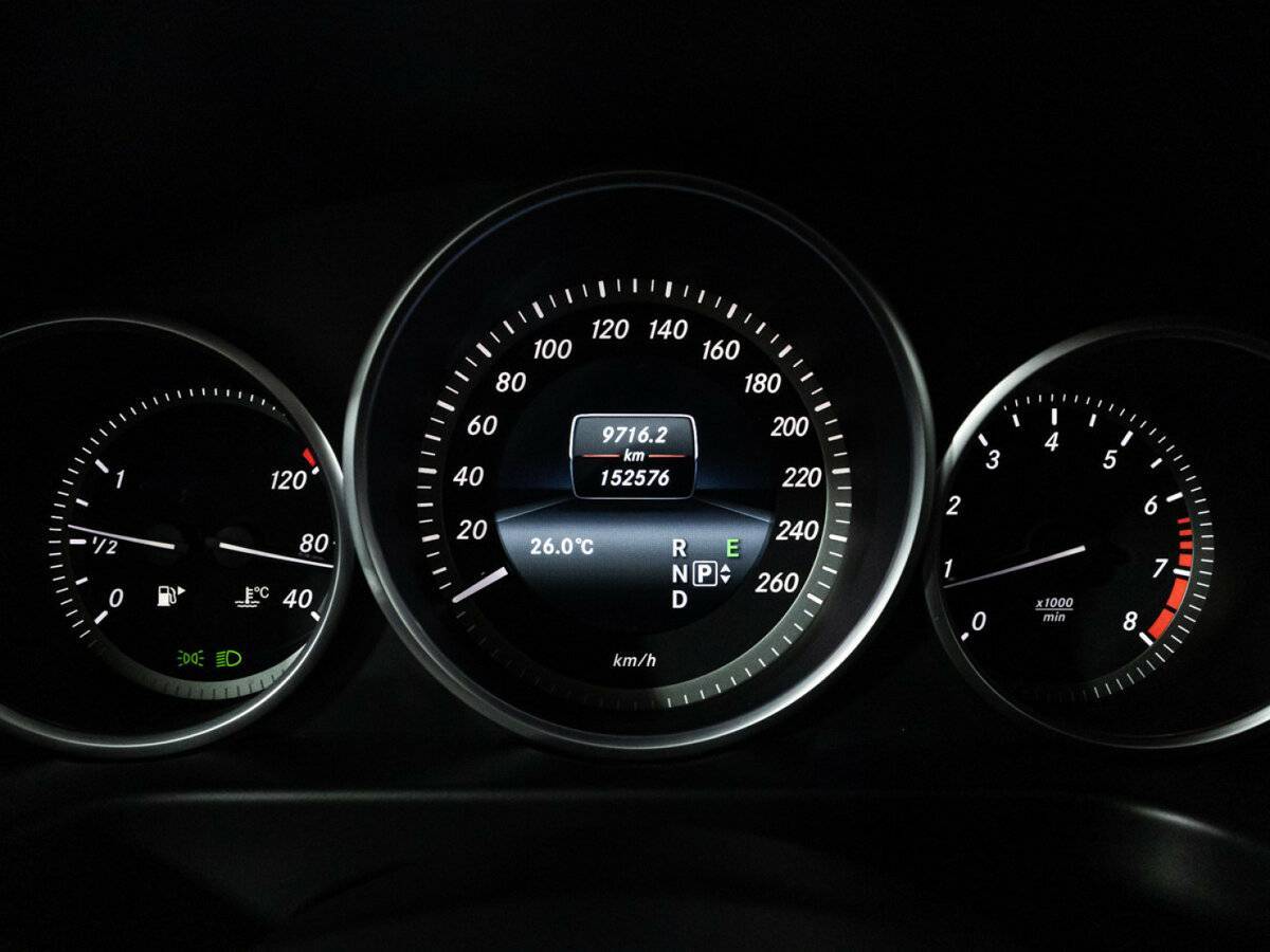 Mercedes-Benz E-Класс б/у, 2015, Автоматическая. Фото: #11