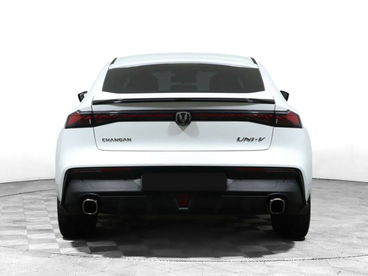 Changan UNI-V б/у, 2022, Роботизированная. Фото: #4