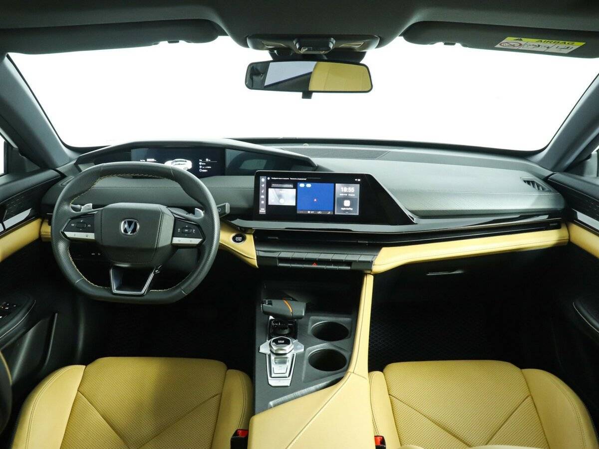 Changan UNI-V б/у, 2022, Роботизированная. Фото: #10