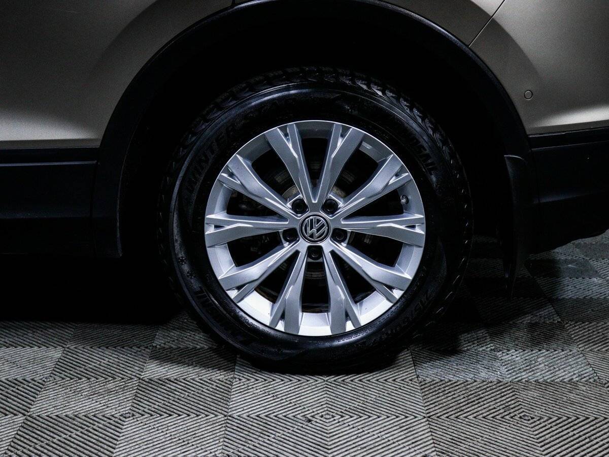 Volkswagen Tiguan б/у, 2017, Роботизированная. Фото: #14