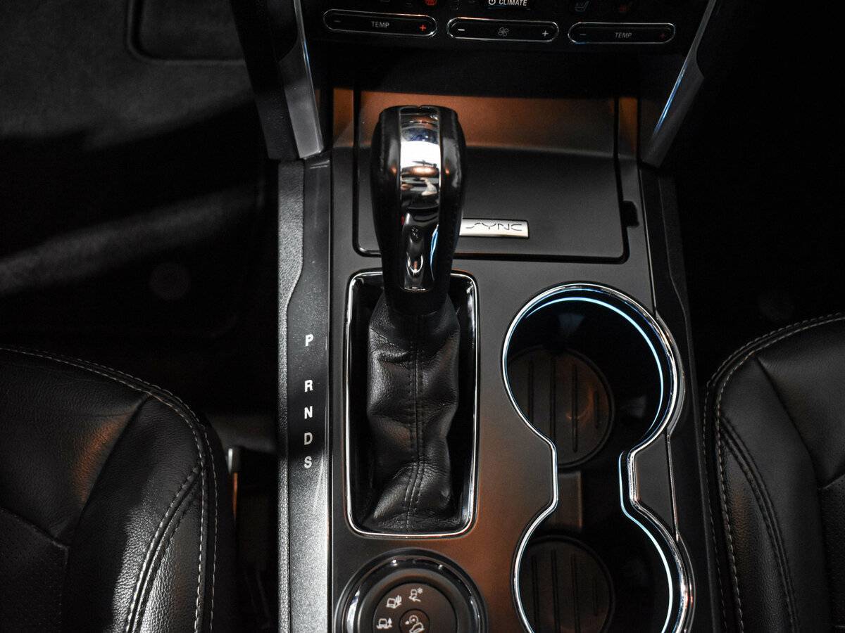 Ford Explorer б/у, 2016, Автоматическая. Фото: #8