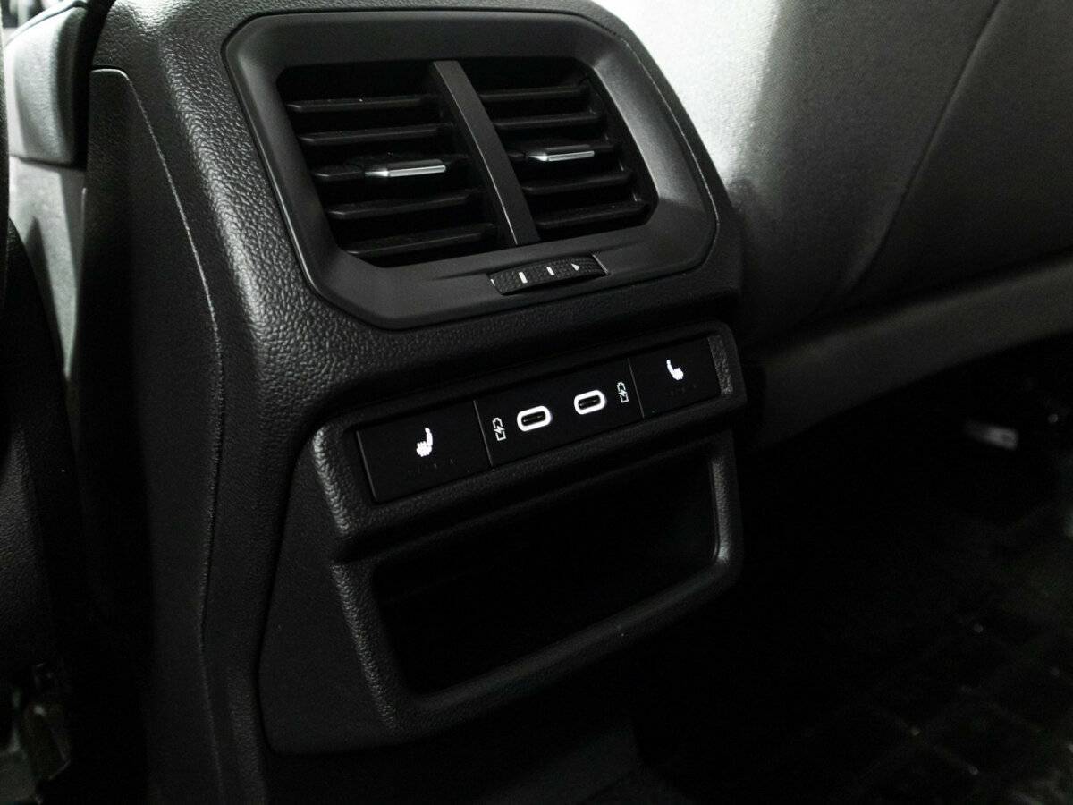 Volkswagen Taos б/у, 2021, Автоматическая. Фото: #22