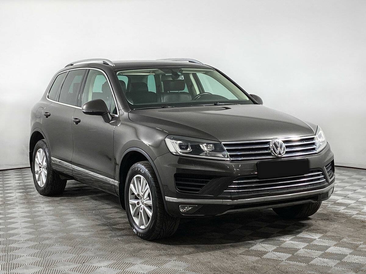 Volkswagen Touareg б/у, 2015, Автоматическая. Фото: #2