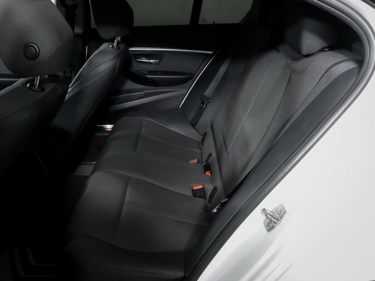 BMW 3 серии б/у, 2016, Автоматическая. Фото: #7