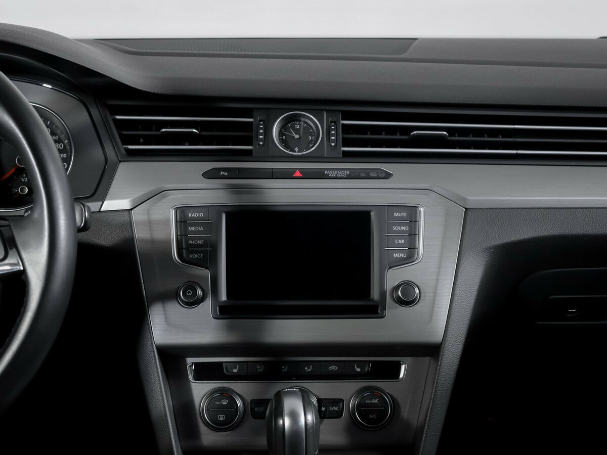 Volkswagen Passat б/у, 2016, Роботизированная. Фото: #10