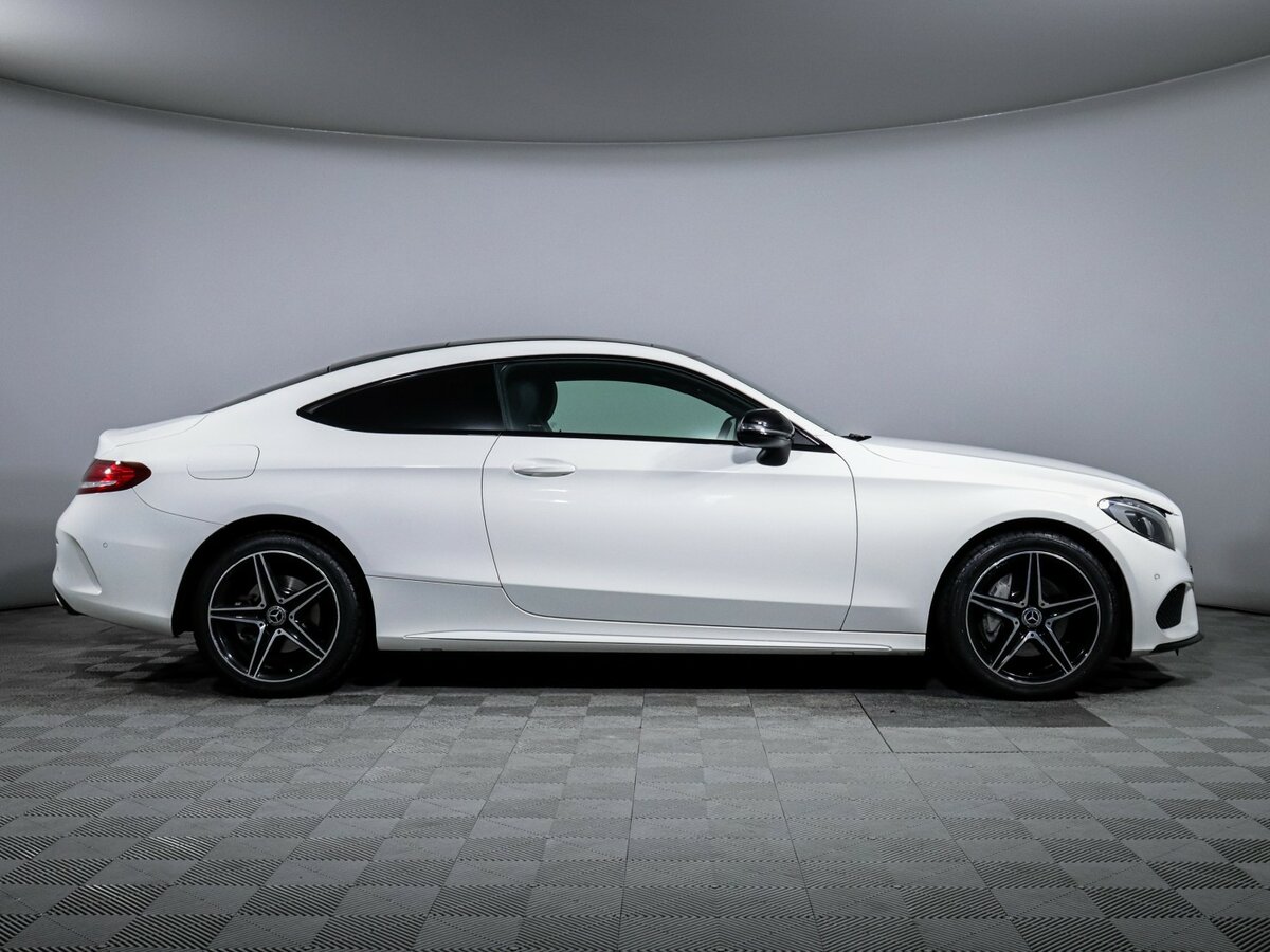 Mercedes-Benz C-Класс б/у, 2018, Автоматическая. Фото: #3