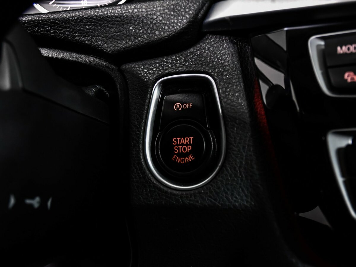 BMW 3 серии б/у, 2017, Автоматическая. Фото: #13