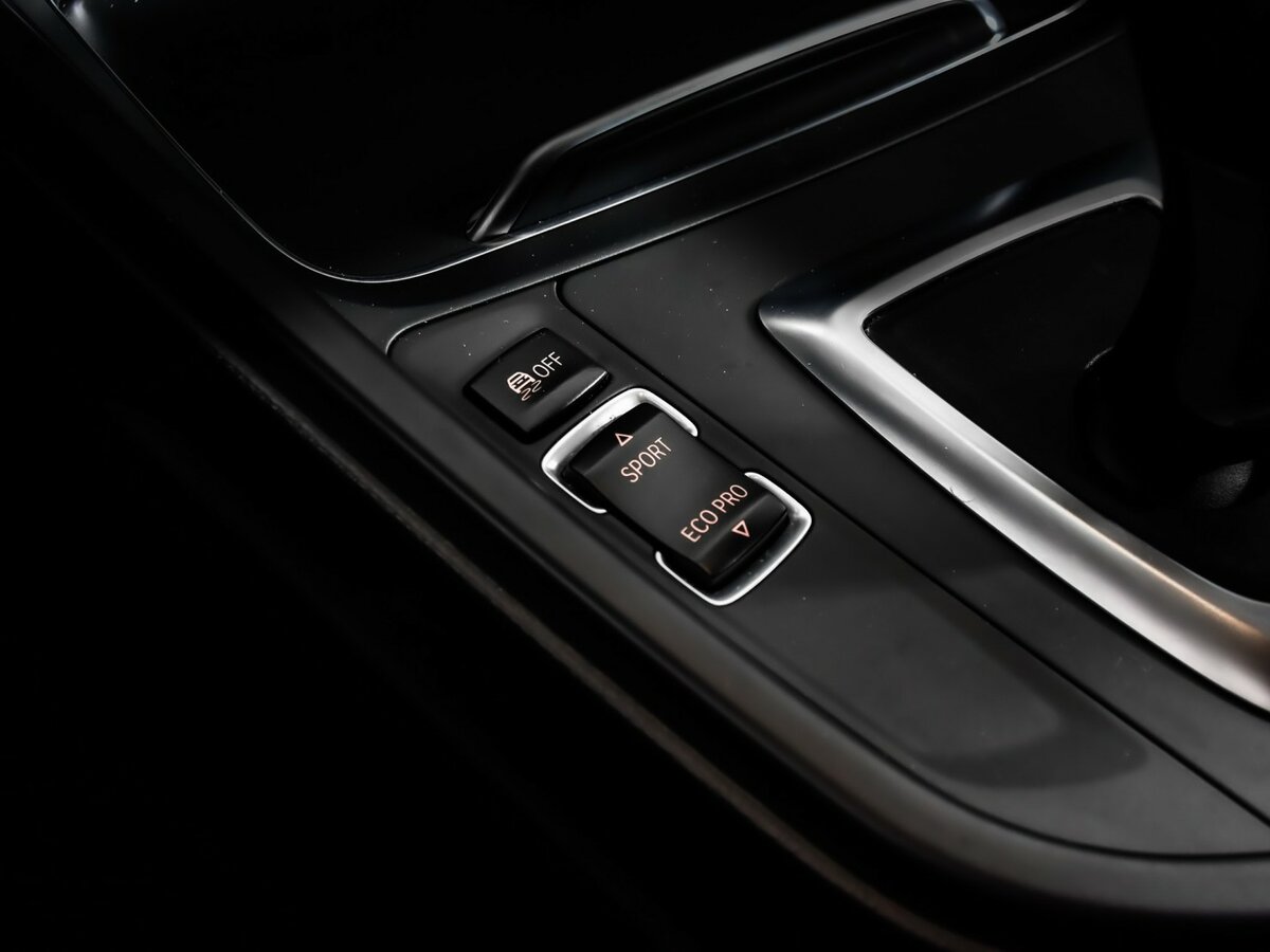 BMW 3 серии б/у, 2017, Автоматическая. Фото: #14