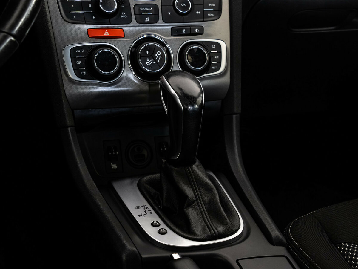 Citroen C4 б/у, 2018, Автоматическая. Фото: #8