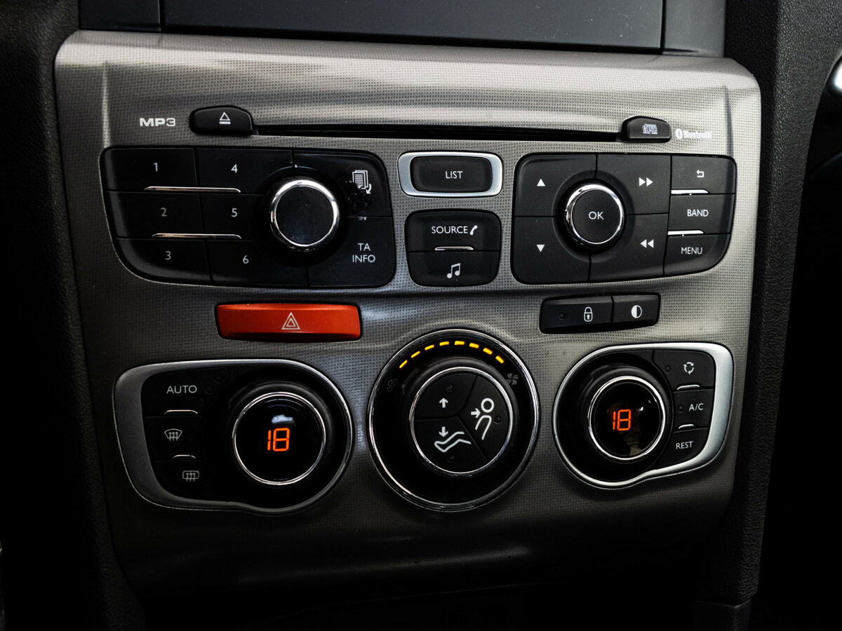 Citroen C4 б/у, 2018, Автоматическая. Фото: #9