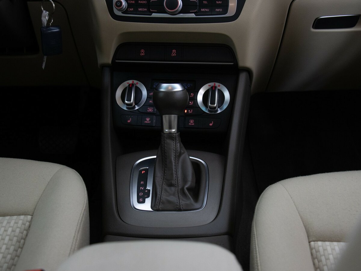 Audi Q3 б/у, 2013, Роботизированная. Фото: #7