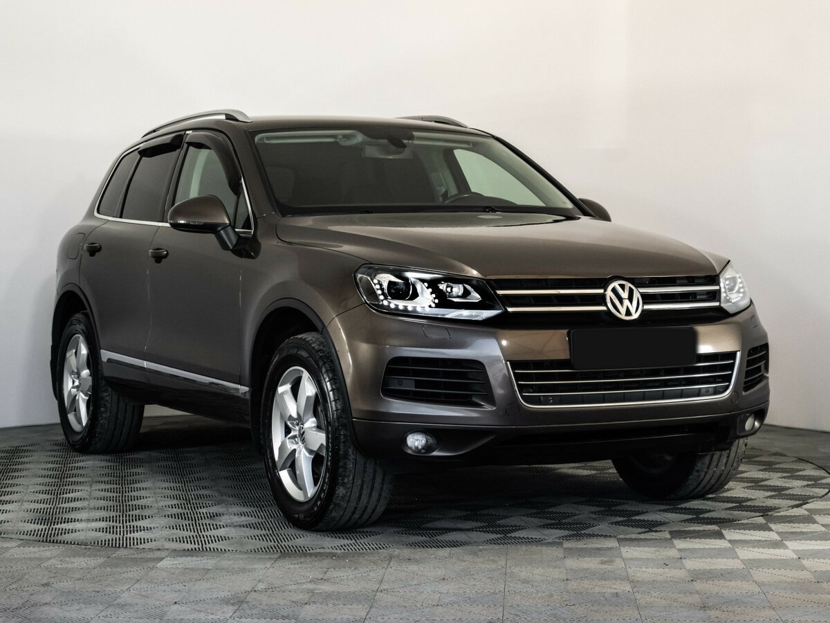 Volkswagen Touareg б/у, 2012, Автоматическая. Фото: #2
