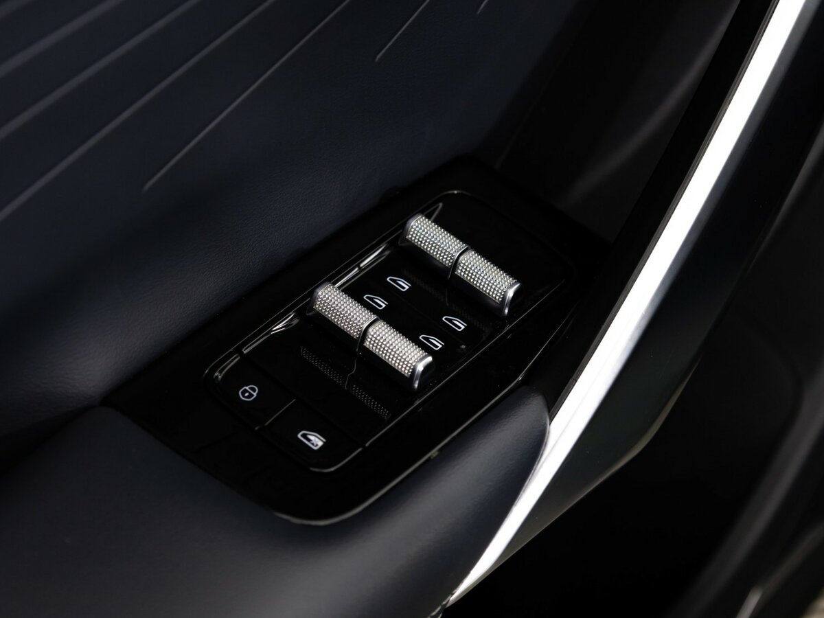 Джили Атлас б/у, 2023, Роботизированная. Фото: #23