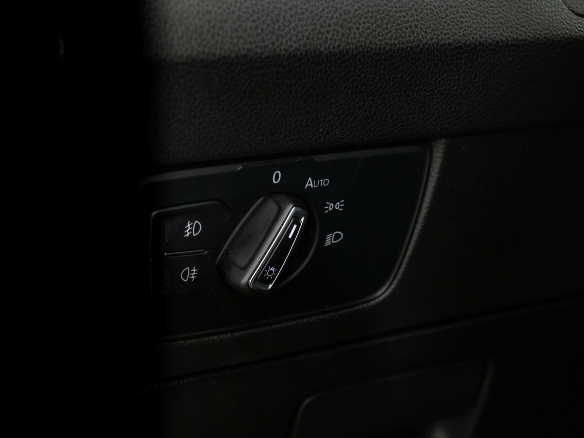 Фольксваген Пассат б/у, 2018, Роботизированная. Фото: #13