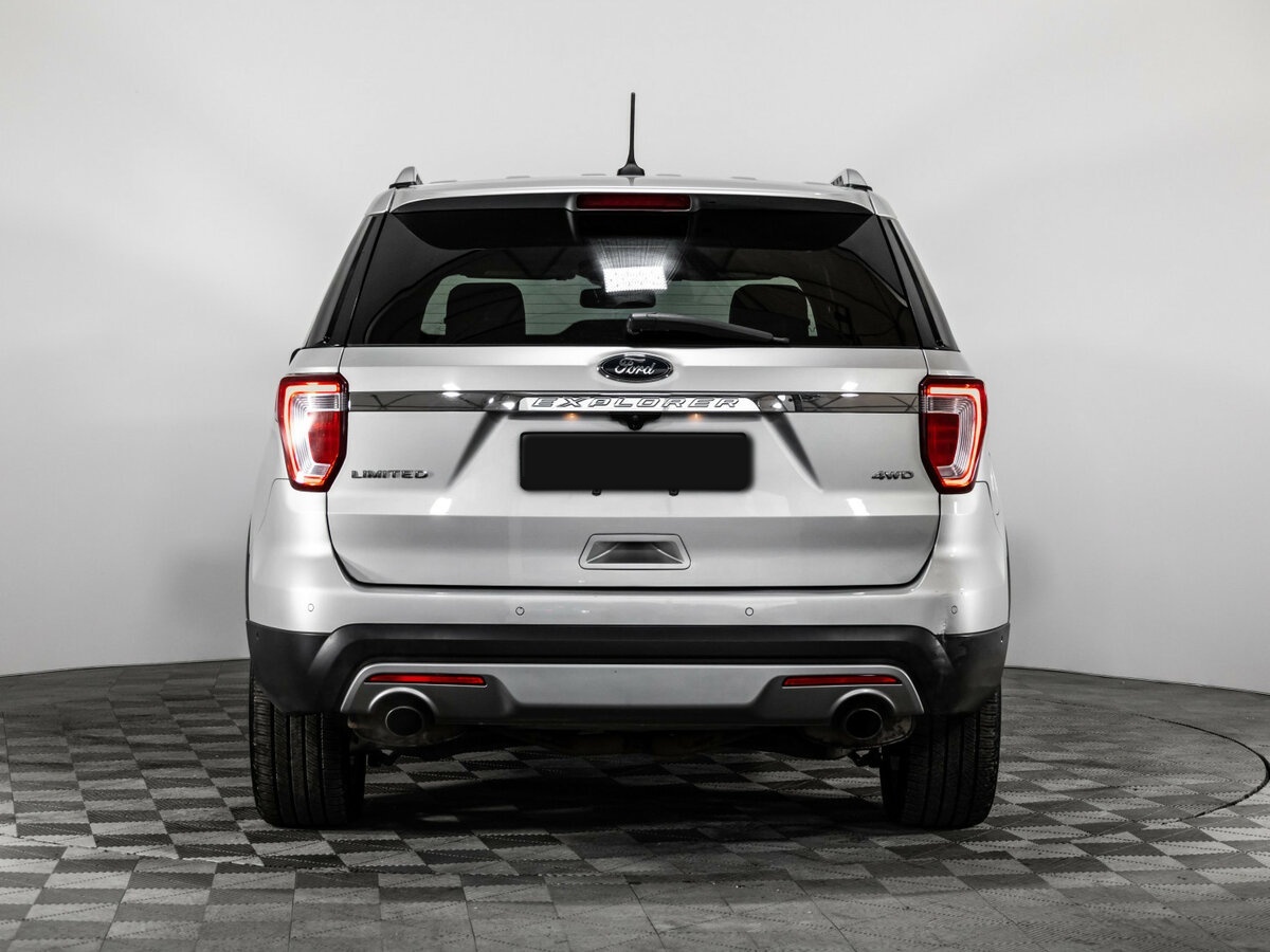 Ford Explorer б/у, 2018, Автоматическая. Фото: #4