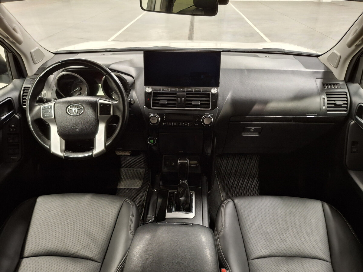 Toyota Land Cruiser Prado б/у, 2014, Автоматическая. Фото: #10