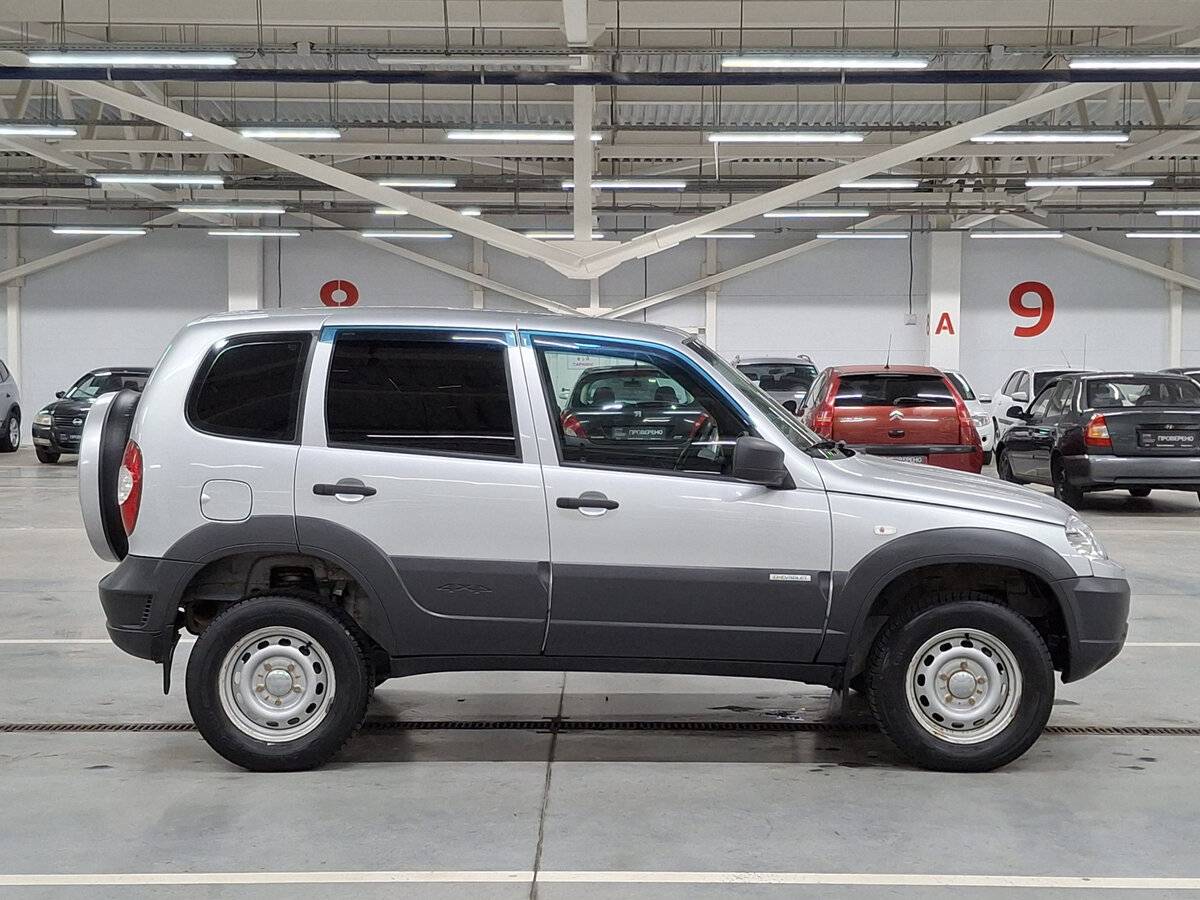 Chevrolet Niva б/у, 2018, Механическая. Фото: #3