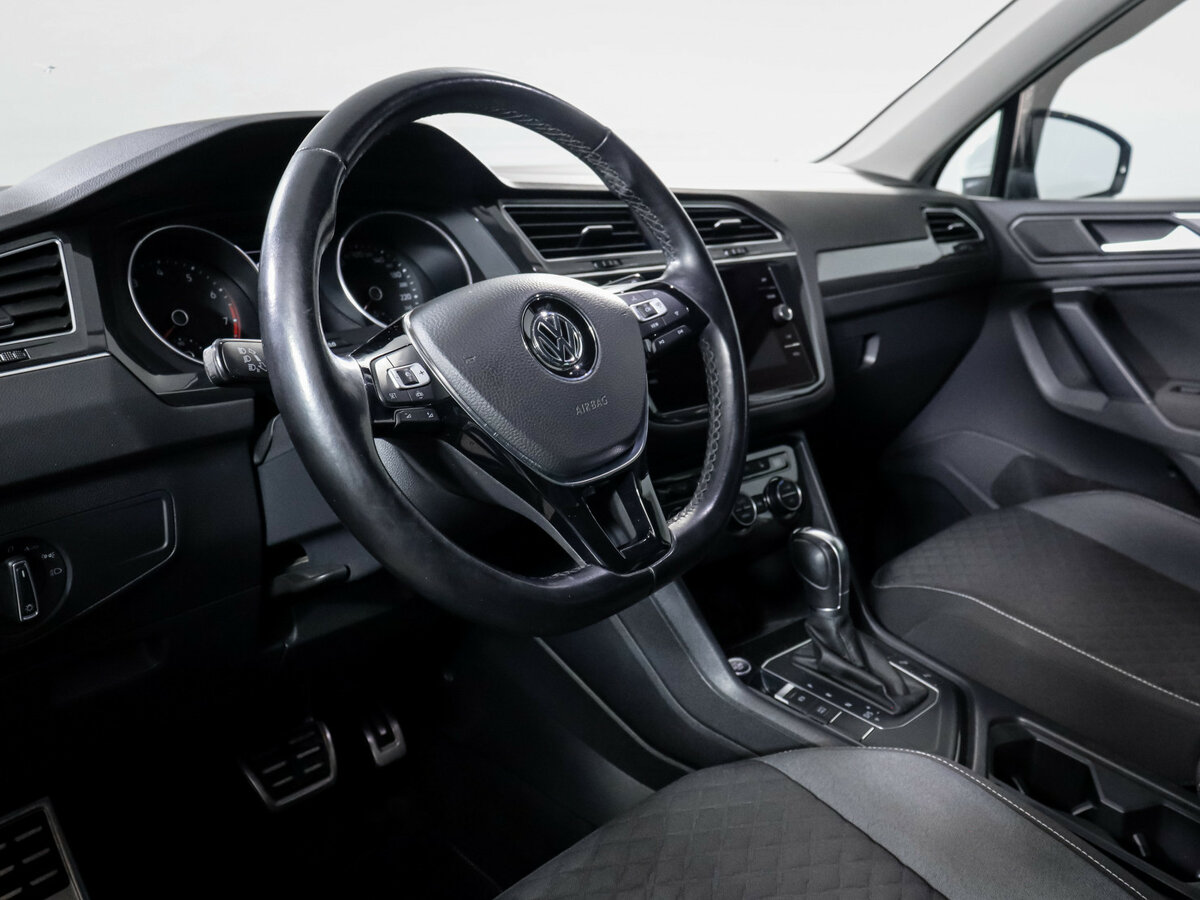 Volkswagen Tiguan б/у, 2018, Роботизированная. Фото: #12