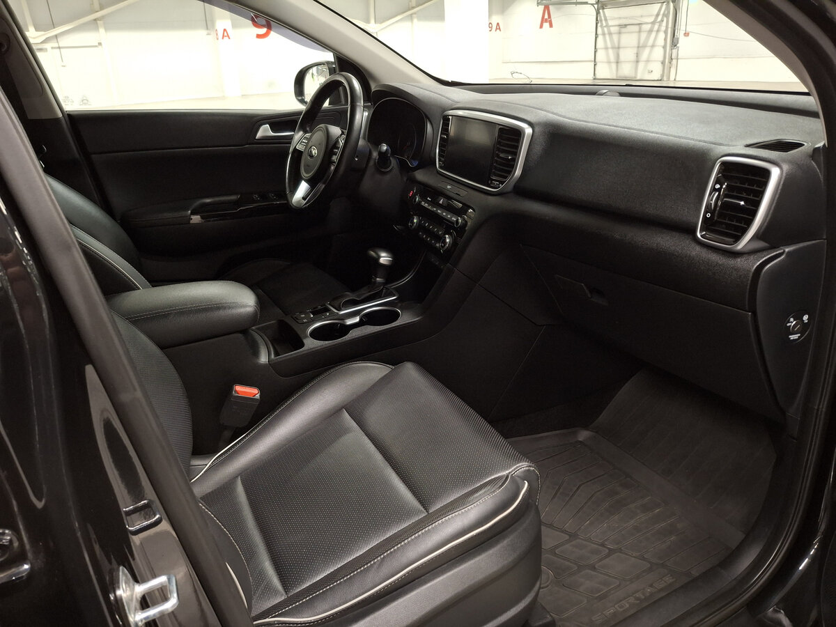 Kia Sportage б/у, 2021, Автоматическая. Фото: #10