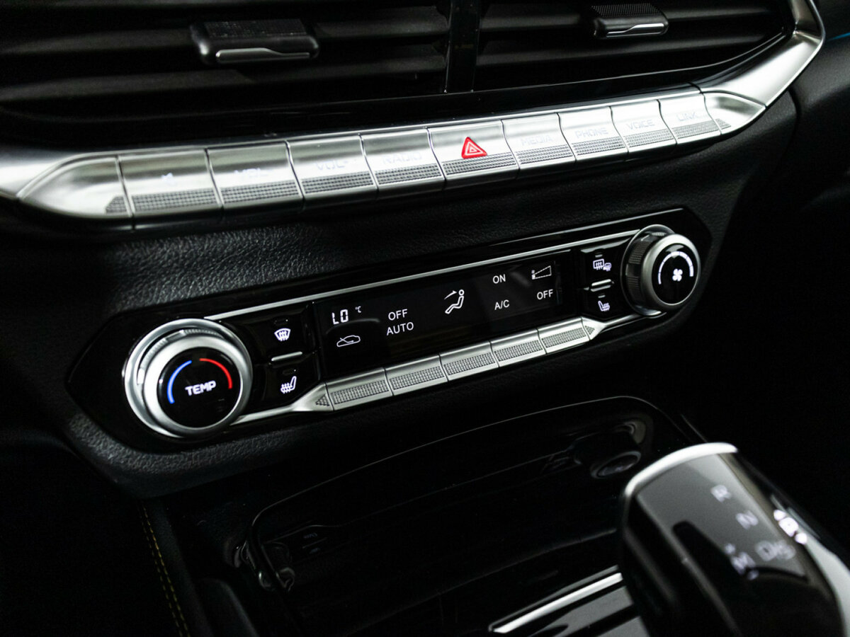 FAW Bestune T77 б/у, 2024, Роботизированная. Фото: #17