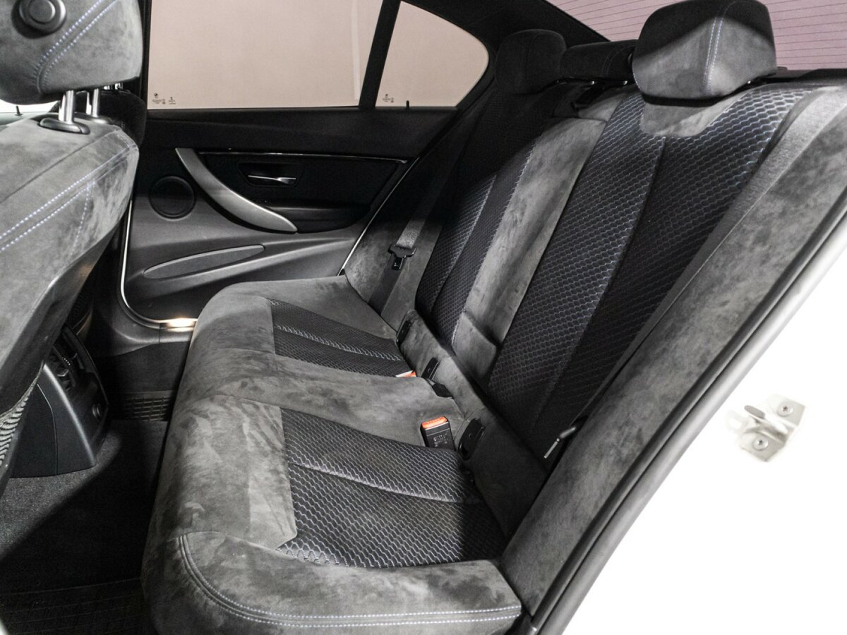 BMW 3 серии б/у, 2016, Автоматическая. Фото: #9