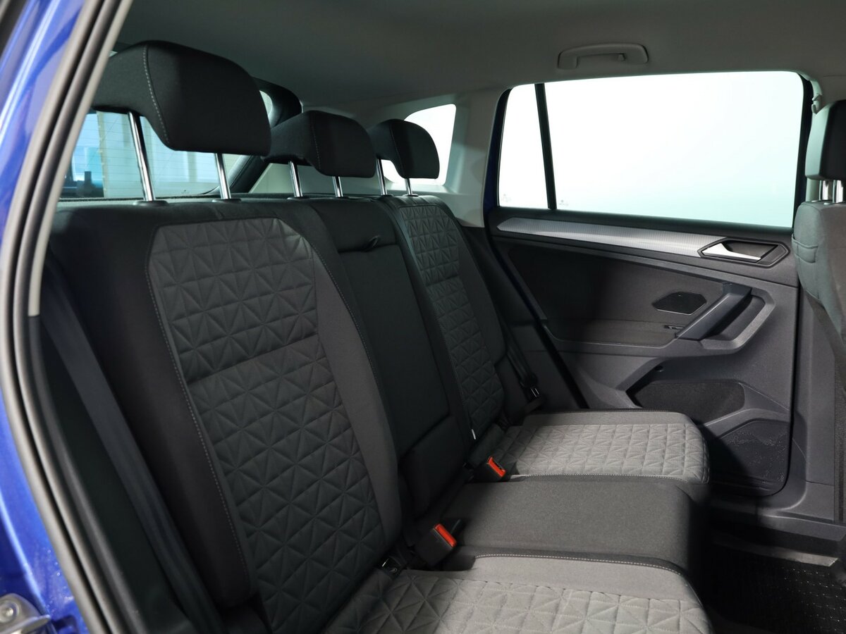 Volkswagen Tiguan б/у, 2021, Роботизированная. Фото: #14