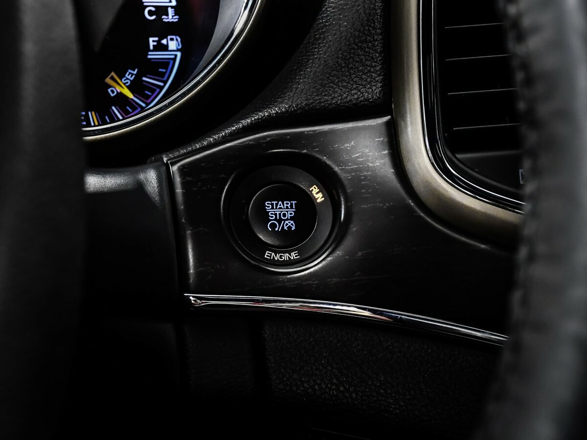 Jeep Grand Cherokee б/у, 2014, Автоматическая. Фото: #17