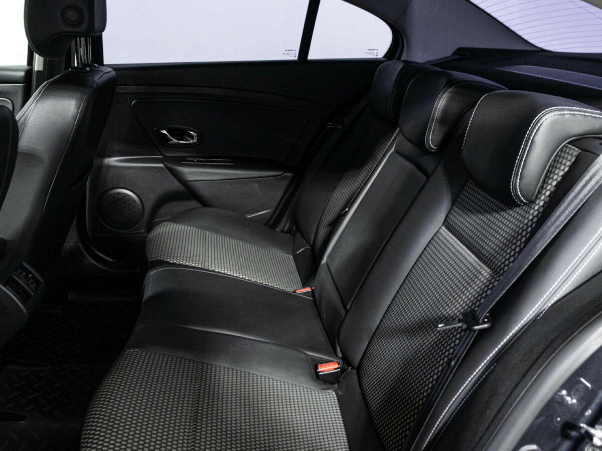 Renault Fluence б/у, 2012, Механическая. Фото: #9