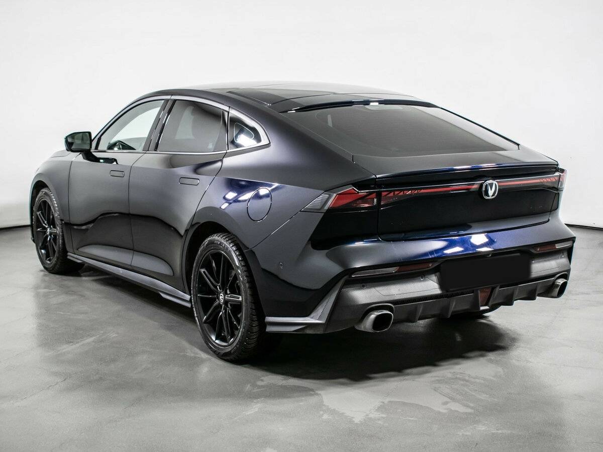 Changan UNI-V б/у, 2023, Роботизированная. Фото: #6