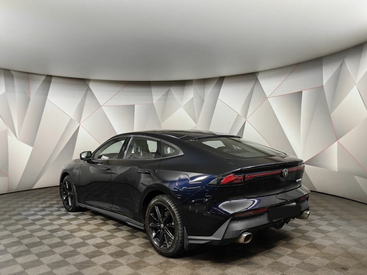 Changan UNI-V б/у, 2023, Роботизированная. Фото: #3