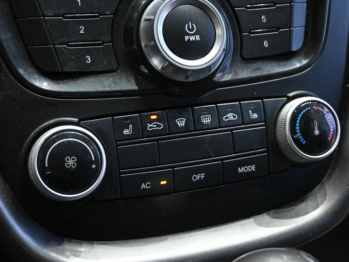 FAW Besturn X80 б/у, 2017, Автоматическая. Фото: #7