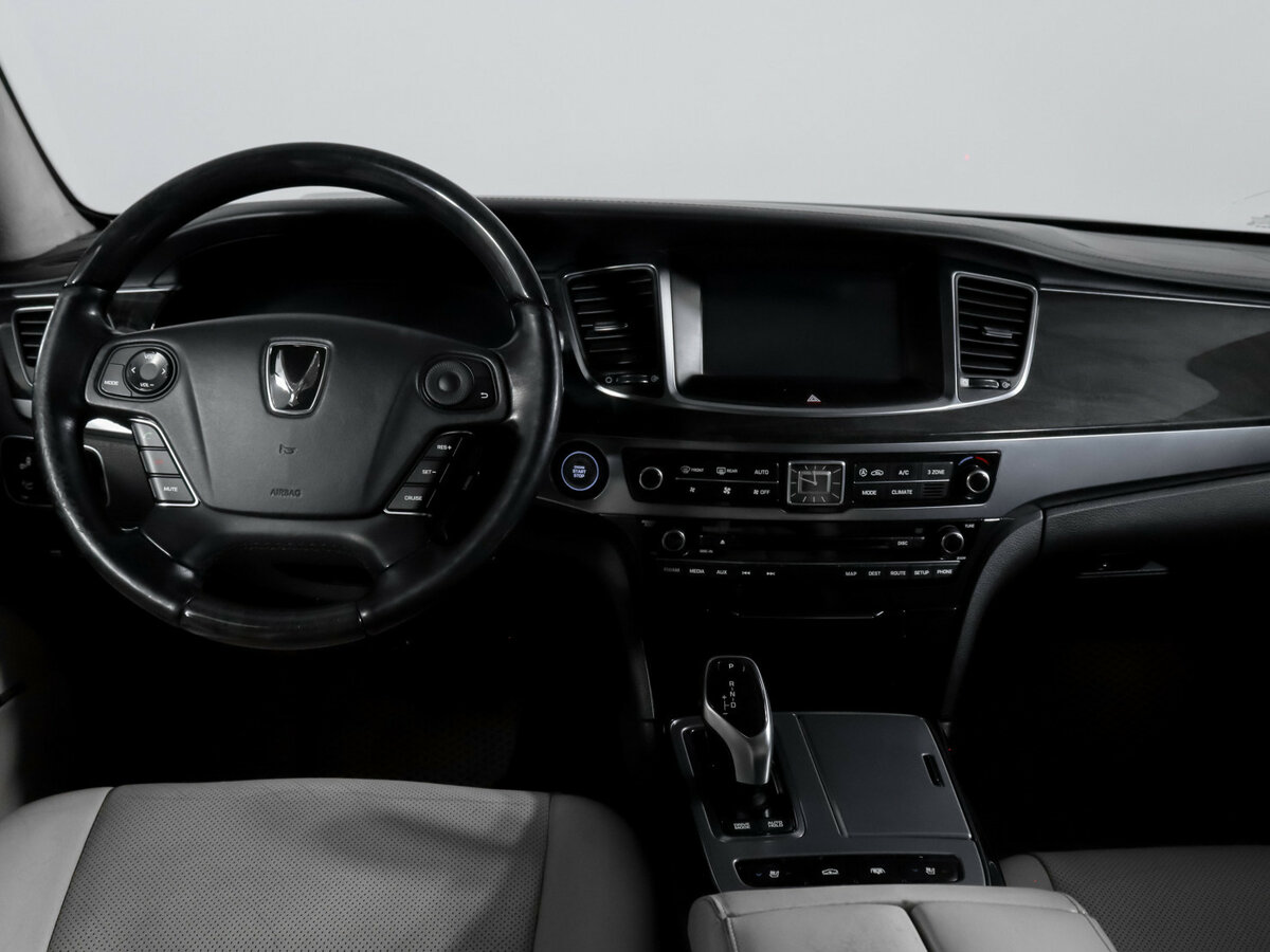 Hyundai Equus б/у, 2013, Автоматическая. Фото: #11