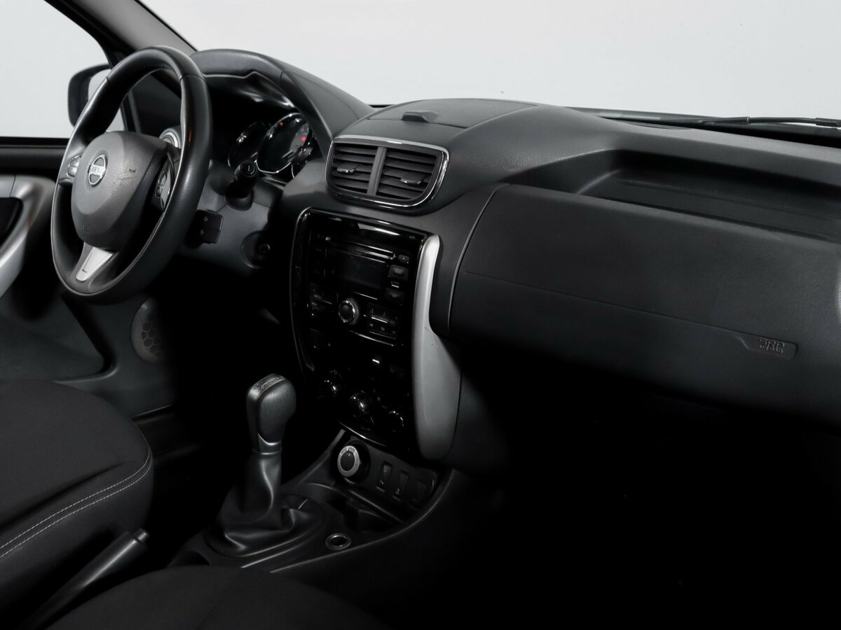 Nissan Terrano б/у, 2017, Автоматическая. Фото: #8