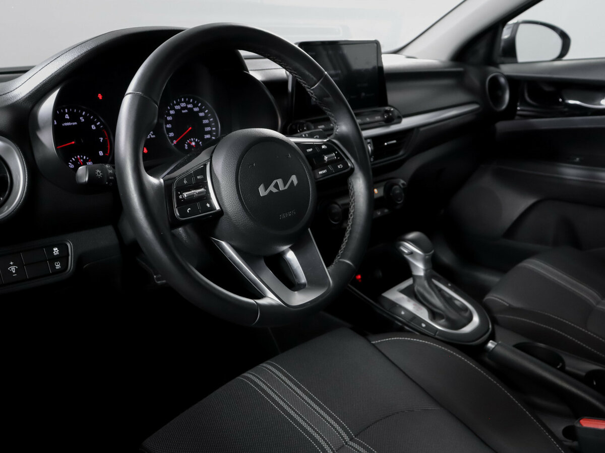 Kia Cerato б/у, 2022, Автоматическая. Фото: #11