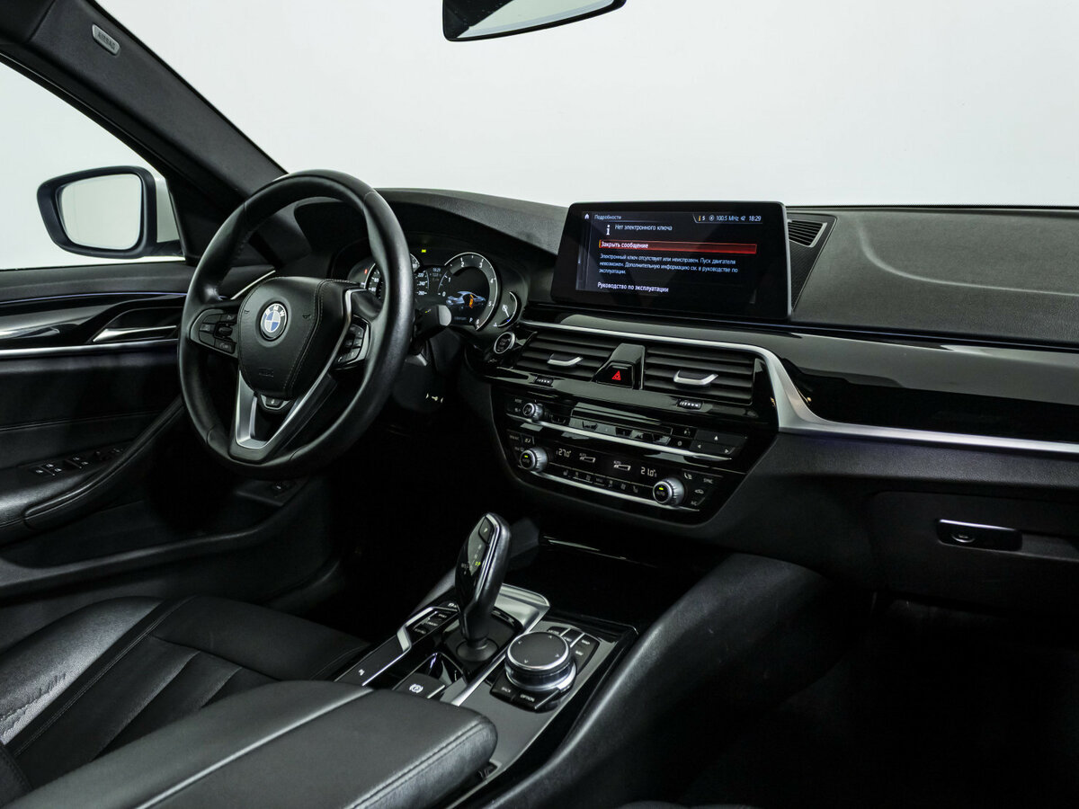 BMW 5 серии б/у, 2017, Автоматическая. Фото: #7