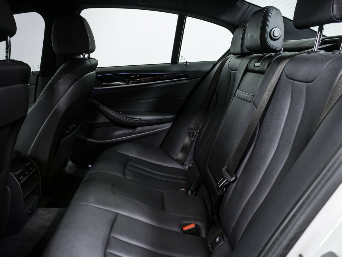 BMW 5 серии б/у, 2017, Автоматическая. Фото: #11