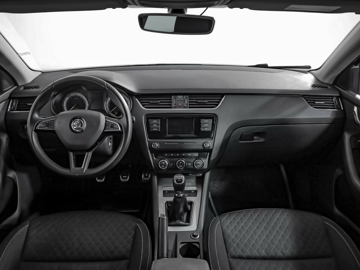Skoda Octavia б/у, 2016, Механическая. Фото: #7