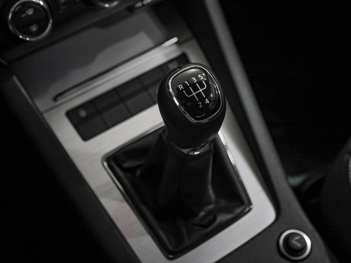 Skoda Octavia б/у, 2016, Механическая. Фото: #14