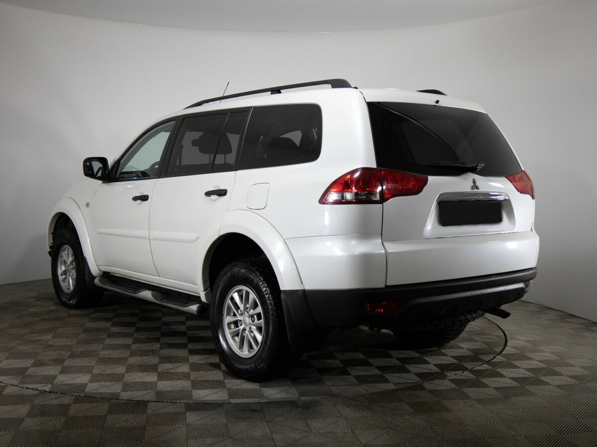 Mitsubishi Pajero Sport б/у, 2014, Механическая. Фото: #6