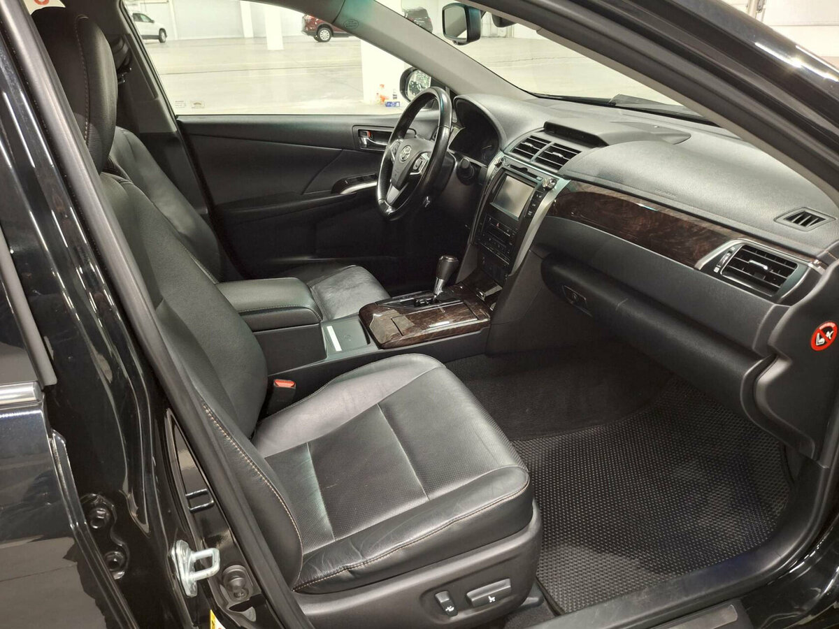 Toyota Camry б/у, 2015, Автоматическая. Фото: #9
