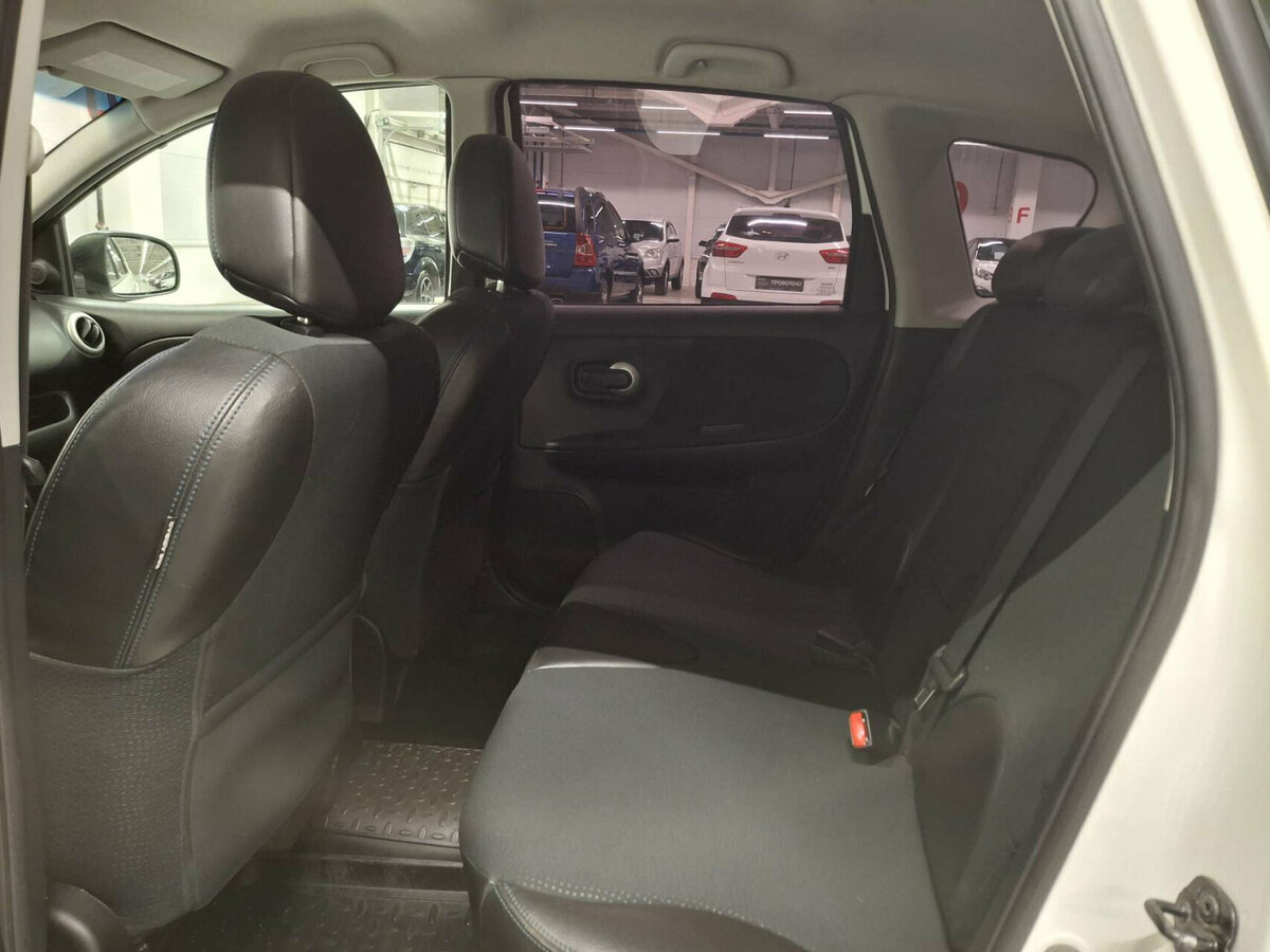 Nissan Note б/у, 2012, Механическая. Фото: #11