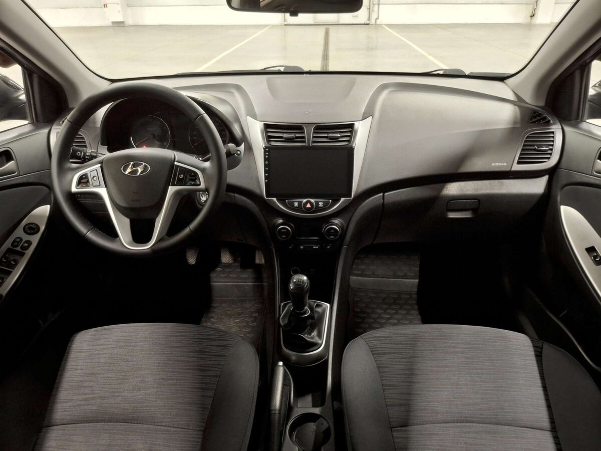 Hyundai Solaris б/у, 2016, Механическая. Фото: #13